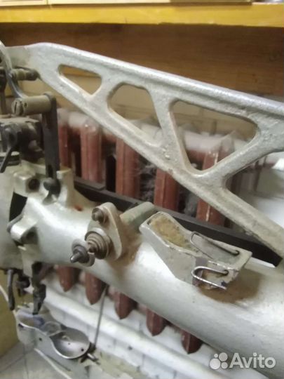 Швейная машина 378 класса, рукавная