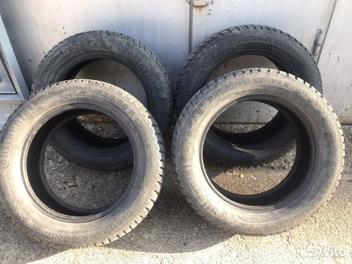 Continental Conti4x4IceContact 235/55 R17 99