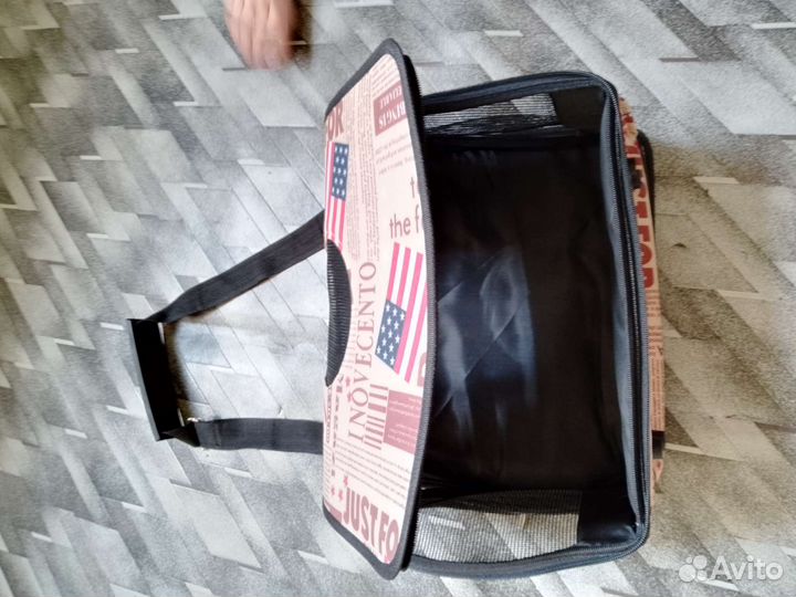 Сумка переноска для небольшой кошки или собаки