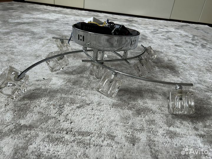 Люстра потолочная