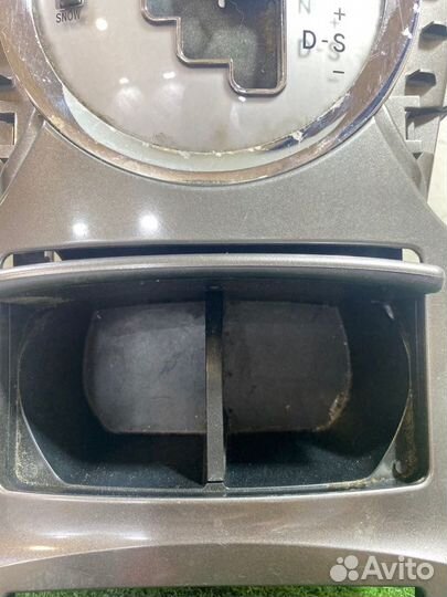 Консоль кпп Toyota Mark X седан 2.5 4GR 2009