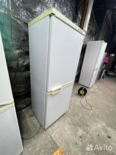 Холодильник атлант бу 175/60/60