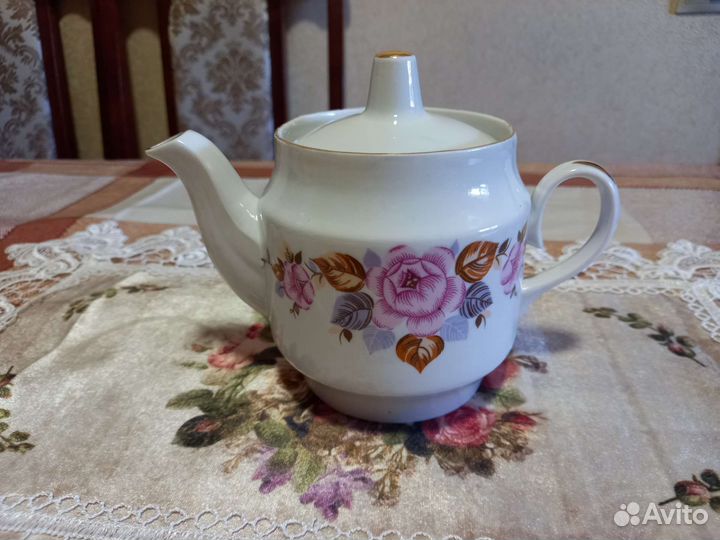 Заварочный чайник и сахарница СССР