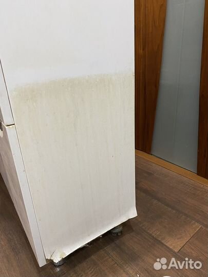 Тумба для ванной с раковиной и смесителем