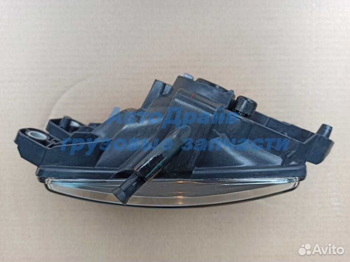 Противотуманка Рено Т серии с 2013 г