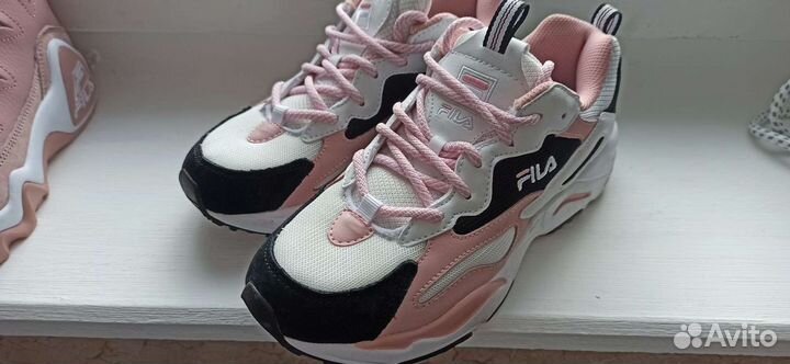 Новые кроссовки Fila оригинал