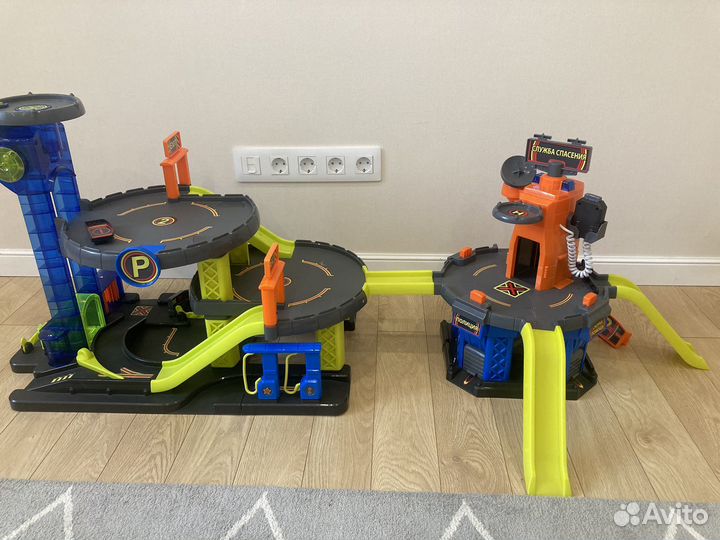 Парковка+станция служб спасения elc