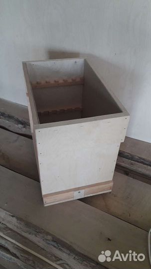 Ящик для пчелопакета шестирамочный