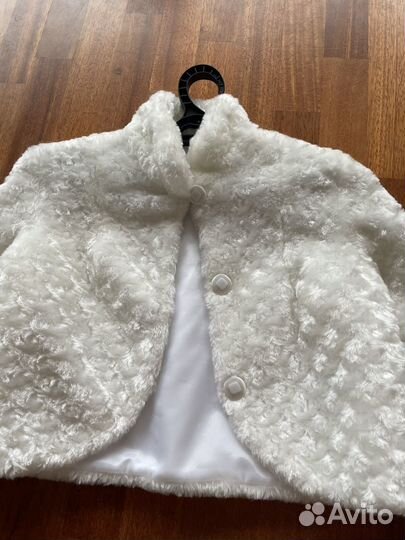 Искусственная шуба белая