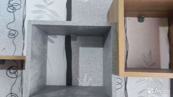 Полка настенная навесная