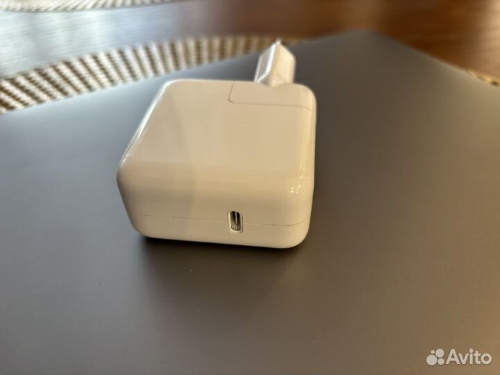 Блок питания Apple 30w