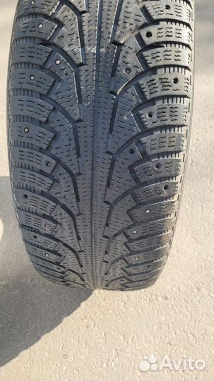 Зимние колеса Nokian 275/55 R20