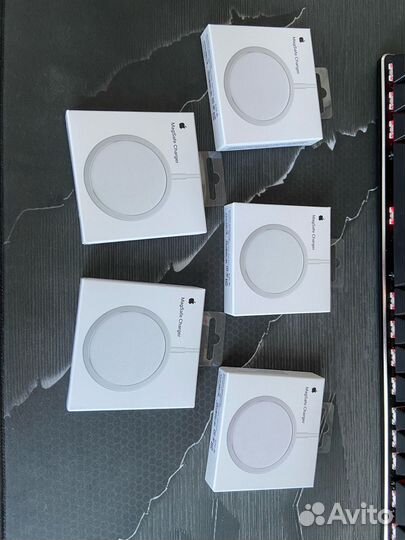 Беспроводное зарядное устройство apple magsafe