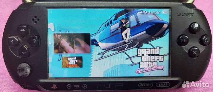 Sony PSP-E1008 Street