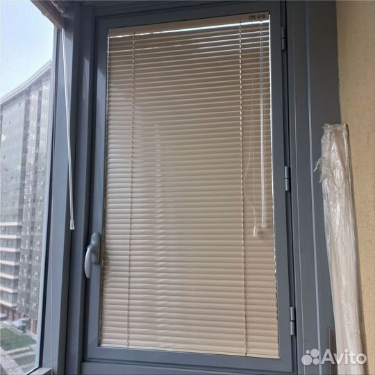 Горизнтальные жалюзи/Бесплатный замер