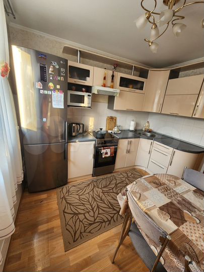 3-к. квартира, 64 м², 2/5 эт.