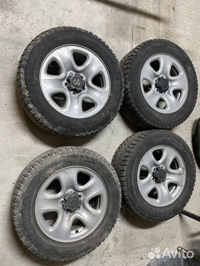 Продам зимние колеса 5х114.3