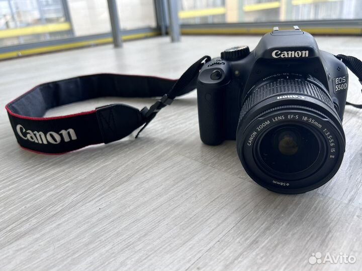 Фотоаппарат Canon EOS550D