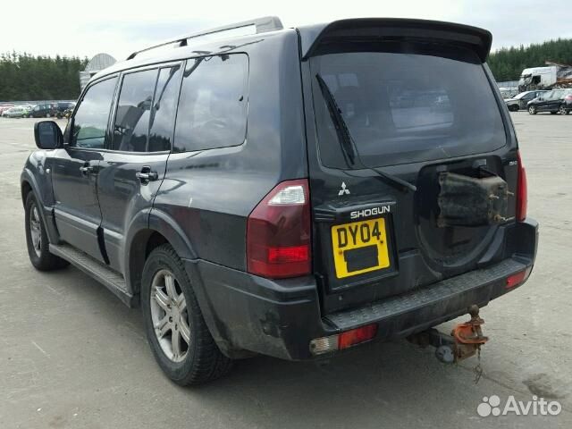 Разбор на запчасти Mitsubishi Pajero / Montero