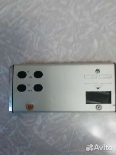 Кварцевые цифровые часы