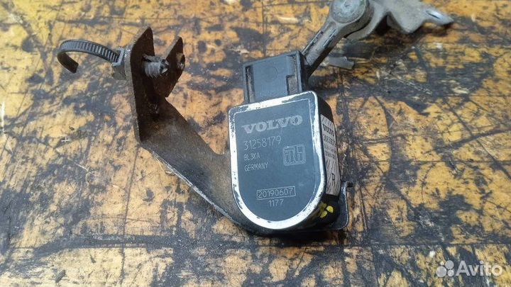 Датчик регулировки дорожного просвета Volvo V40