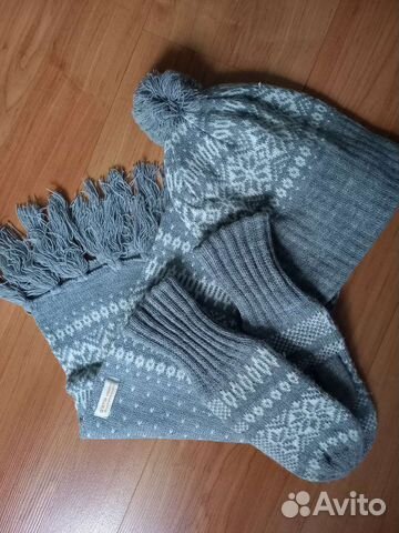 Женский шарф, шапка, варежки