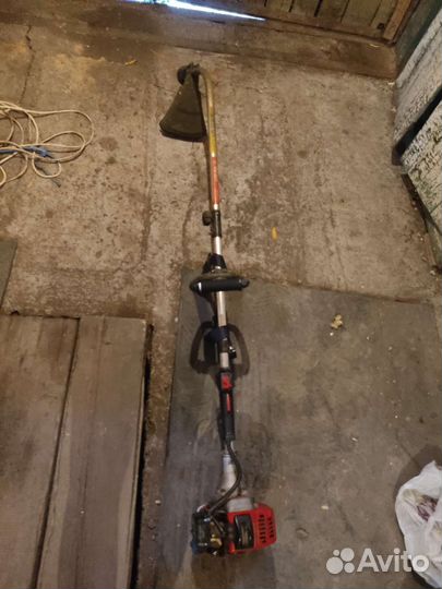 Триммер бензиновый зубр