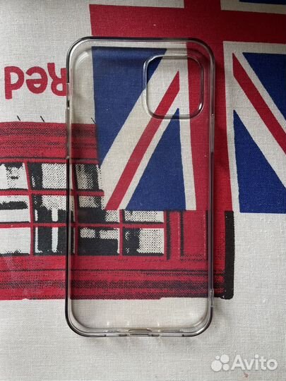 Чехол на iPhone 12