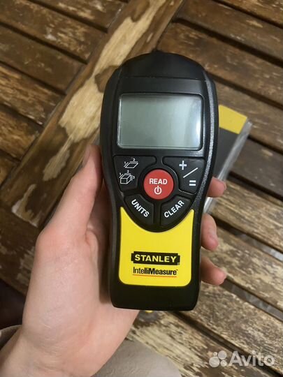 Ультразвуковой дальномер Stanley