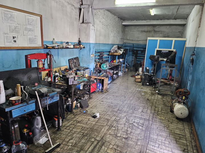 Автосервис, 200 м²