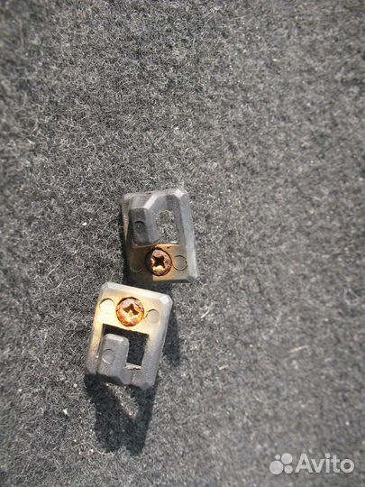 Полка багажника Audi 80 / 90 B3 1989г