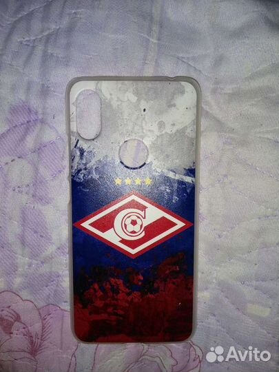 Чехол на телефон