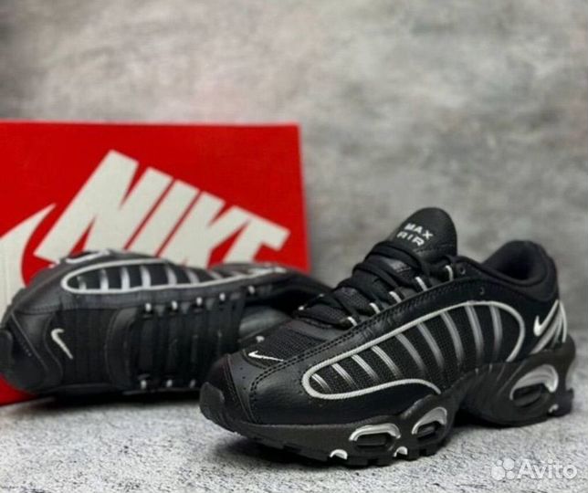 Кроссовки Nike Air Max Tailwind 4