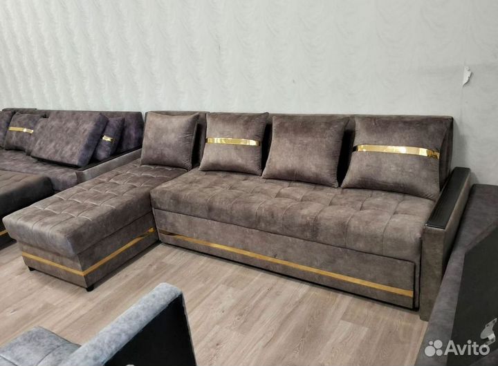 Диван угловой раскладной в наличии