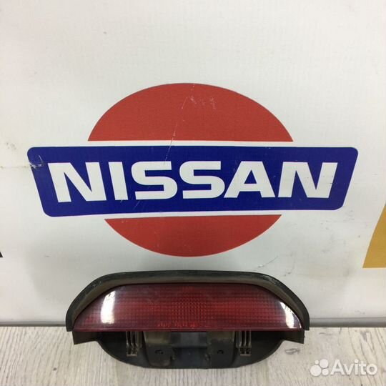 Стоп-сигнал Фонарь nissan wingroad