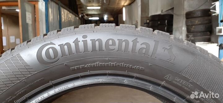 Continental ContiWinterContact TS 850 P 215/55 R17