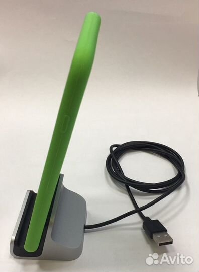 Belkin Charge Sync Dock для iPhone