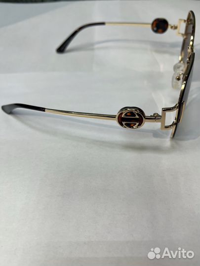 Солнцезащитные очки женские