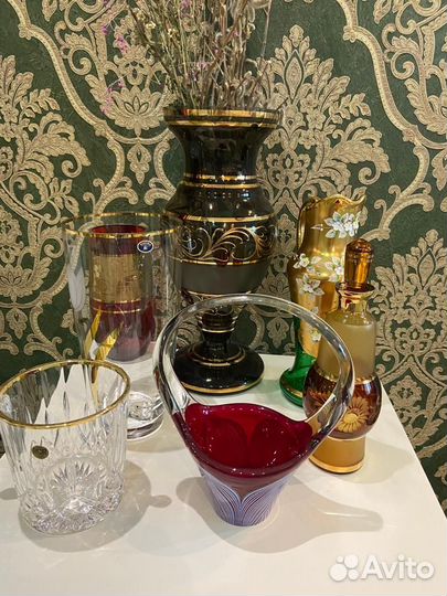 Хрустальные вазы (зайдите в профиль)