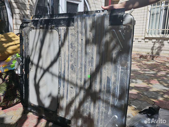 Люк на крышу