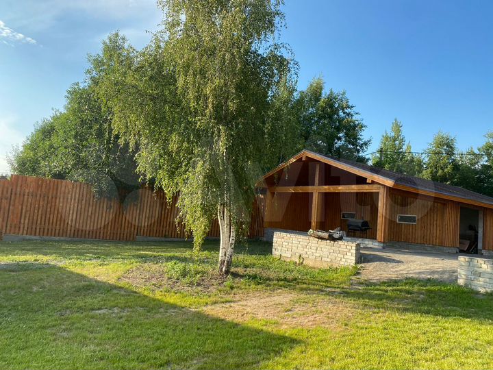 Дом 240 м² на участке 25 сот.