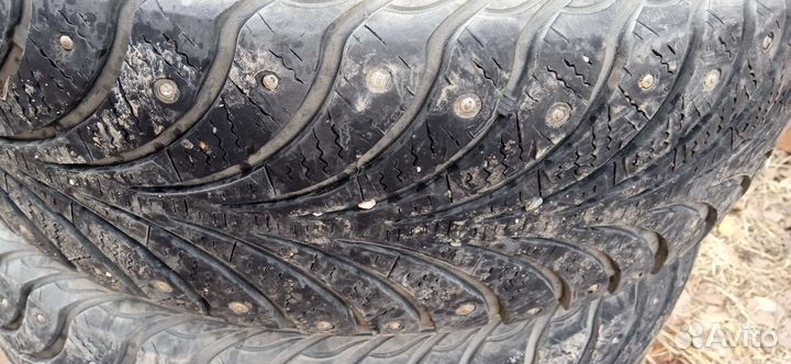 Sava Eskimo Stud 185/65 R15 90H