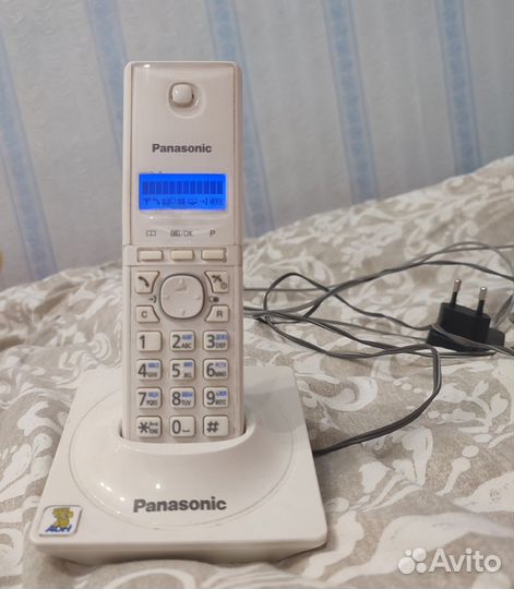 Телефон panasonic