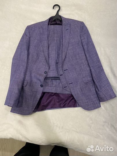 Костюм тройка мужской