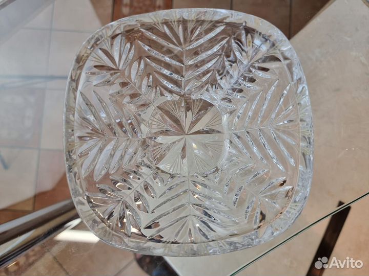 Хрустальные вазы