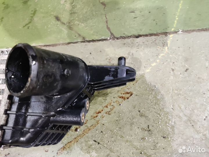 Интеркуллер Genesis coupe 2008-2011 дорест