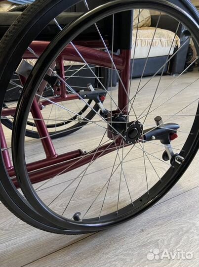 Коляска инвалидная