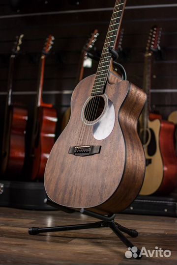 Электроакустическая гитара + Чехол