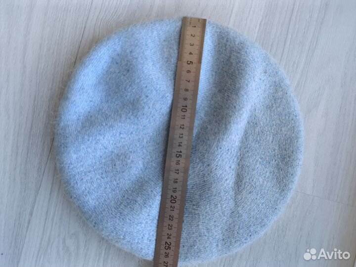 Очень теплый берет на зиму