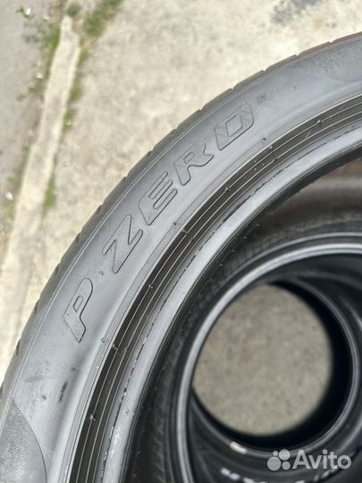 Pirelli P Zero 295/35 R21